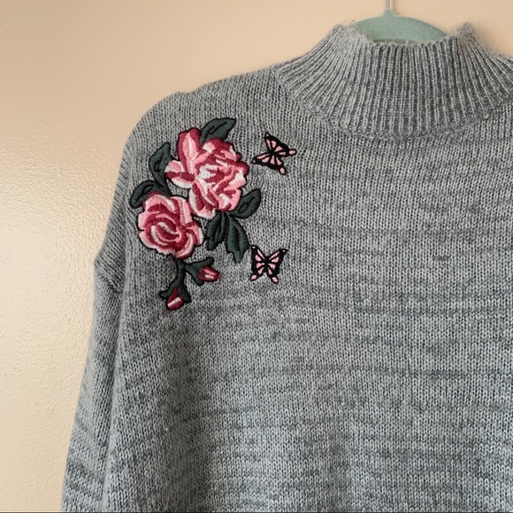 Urban outfitters• soft knit floral patch crop - Picture 4 of 5